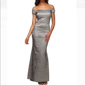 Off the Shoulder Stretch Taffeta Gown sz12